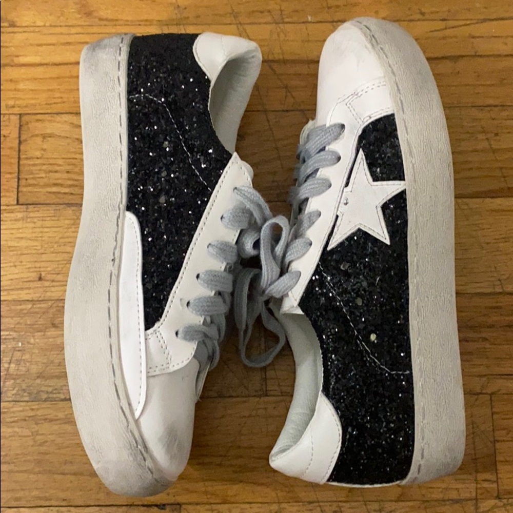 Star sneakers